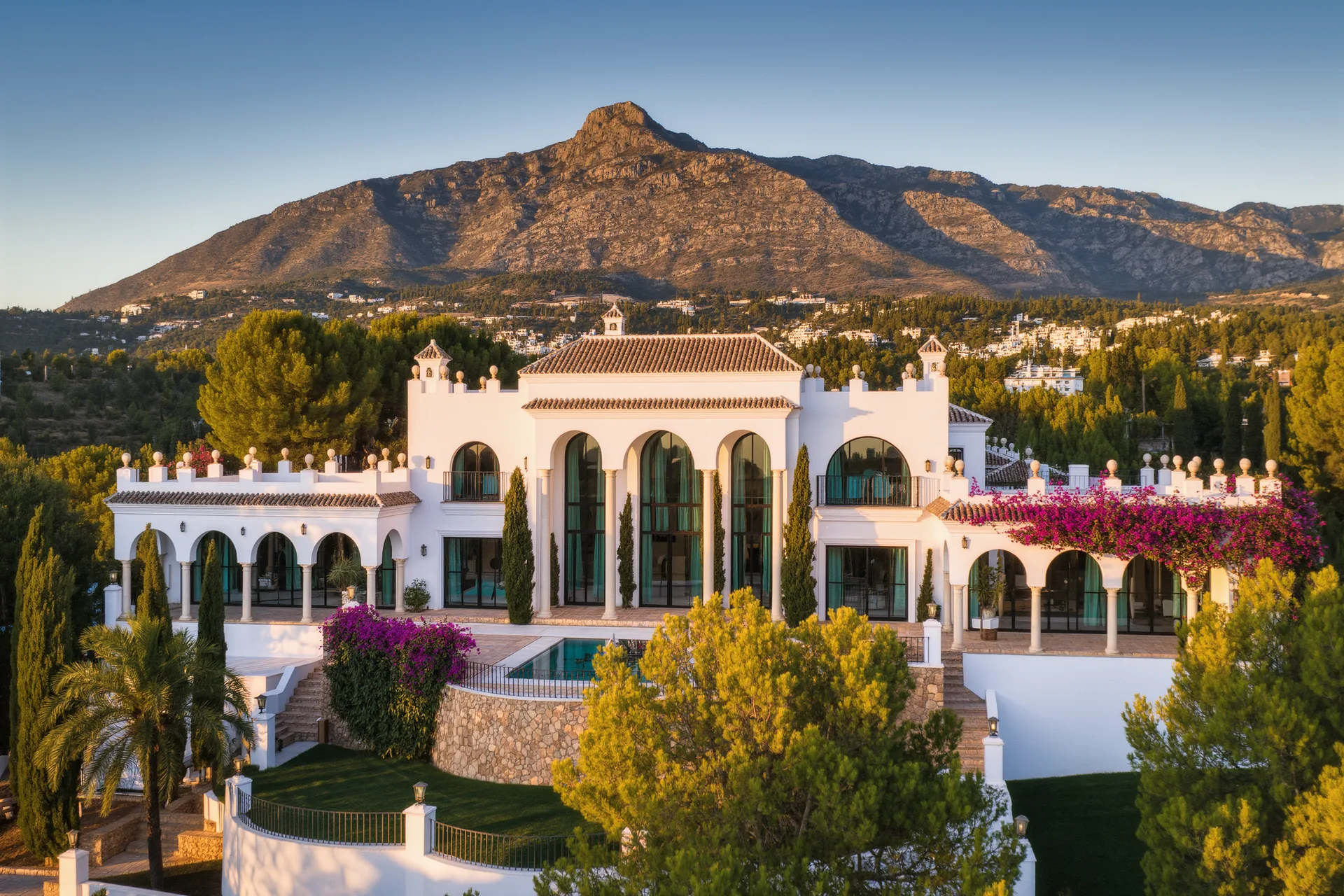 Wie Hausverwaltungen in Marbella den Betriebskostenaufwand reduzieren können