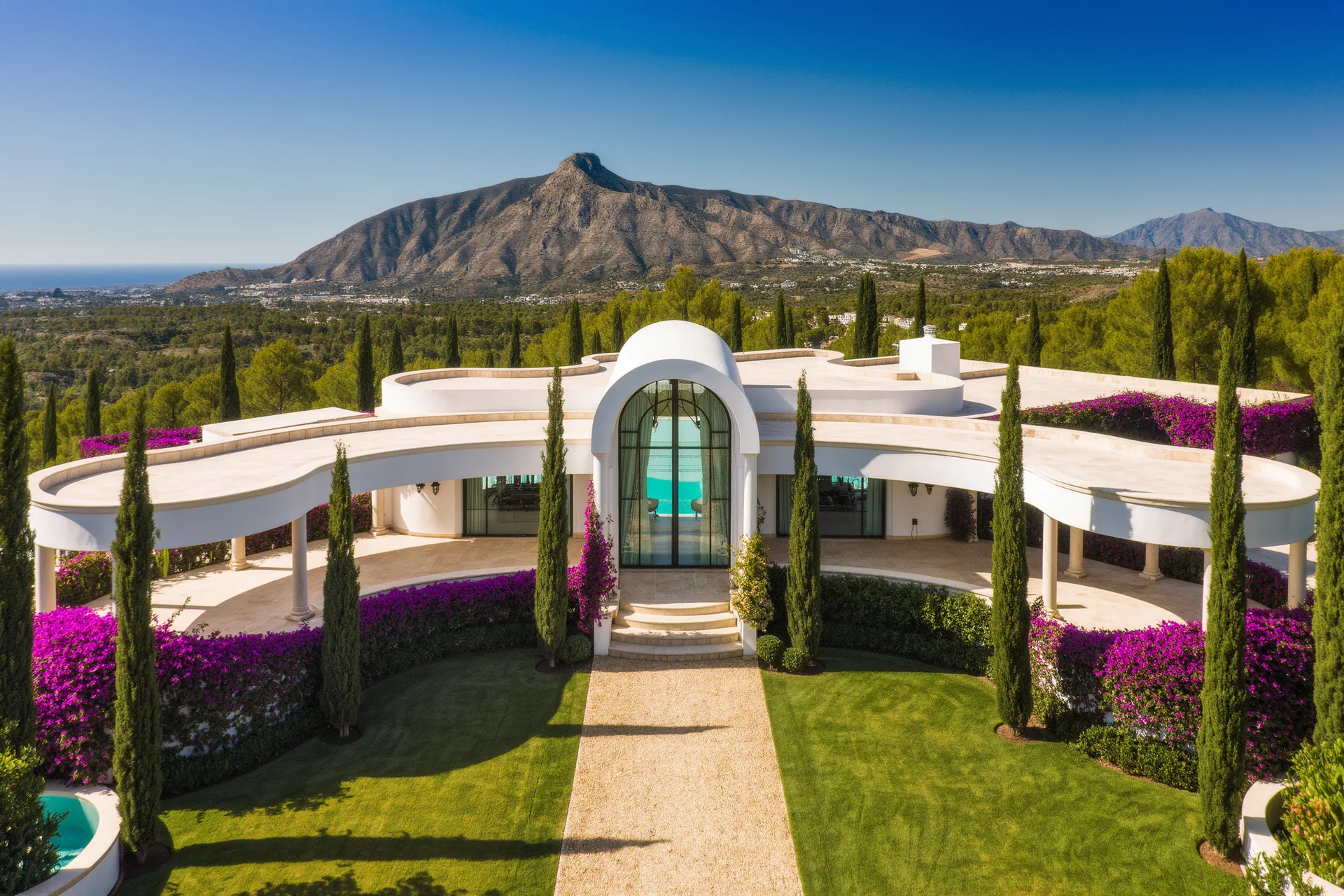 Immobilien in exklusiven Gated Communities: Die besten Optionen in Marbella