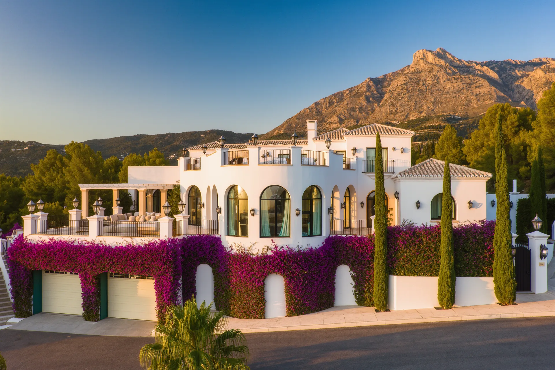 Immobilien mit Infinity-Pools: Der ultimative Luxus in Marbella