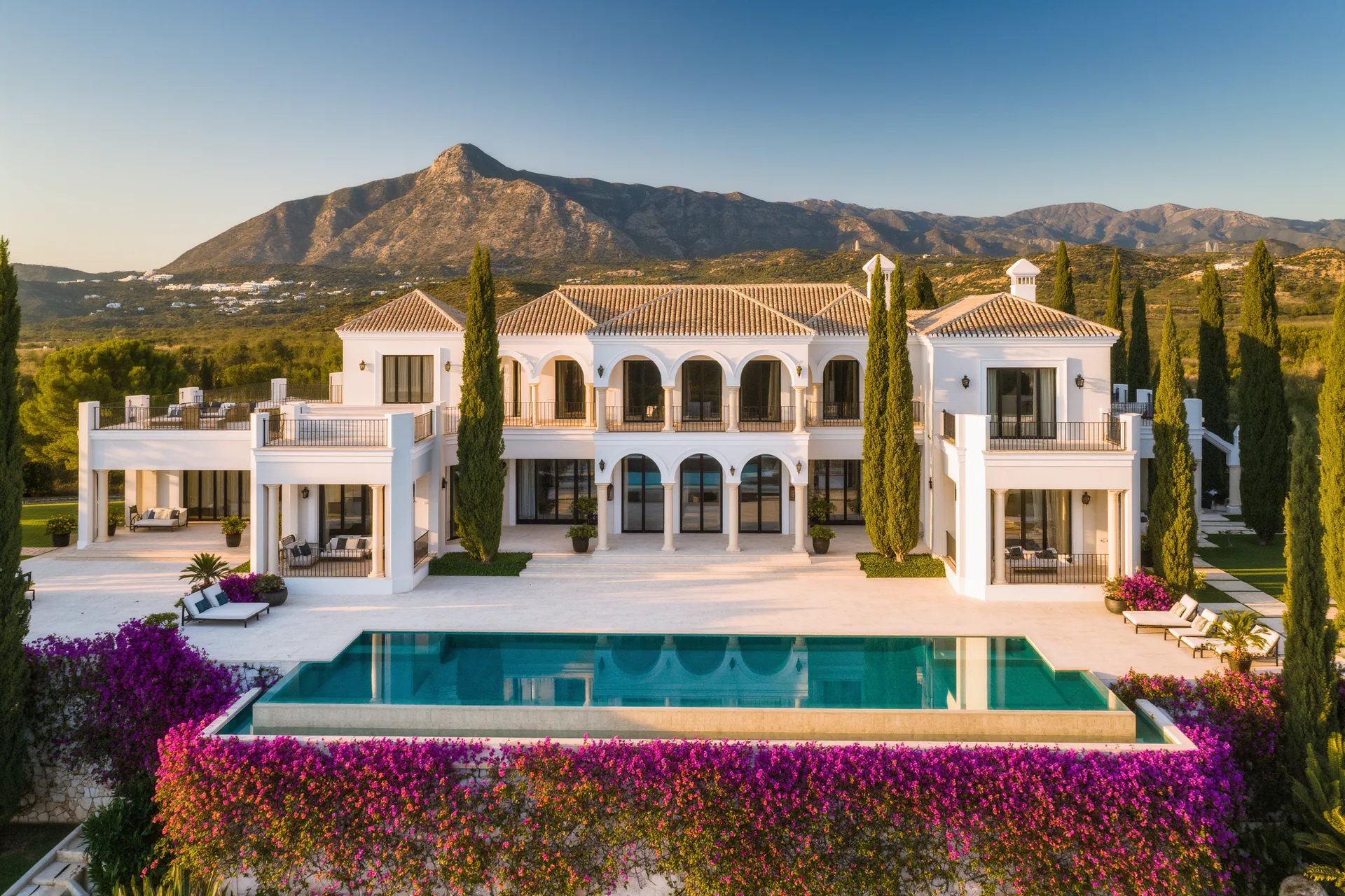 Welche Immobilie passt zu Ihnen? Villen, Apartments oder Stadthäuser in Marbella
